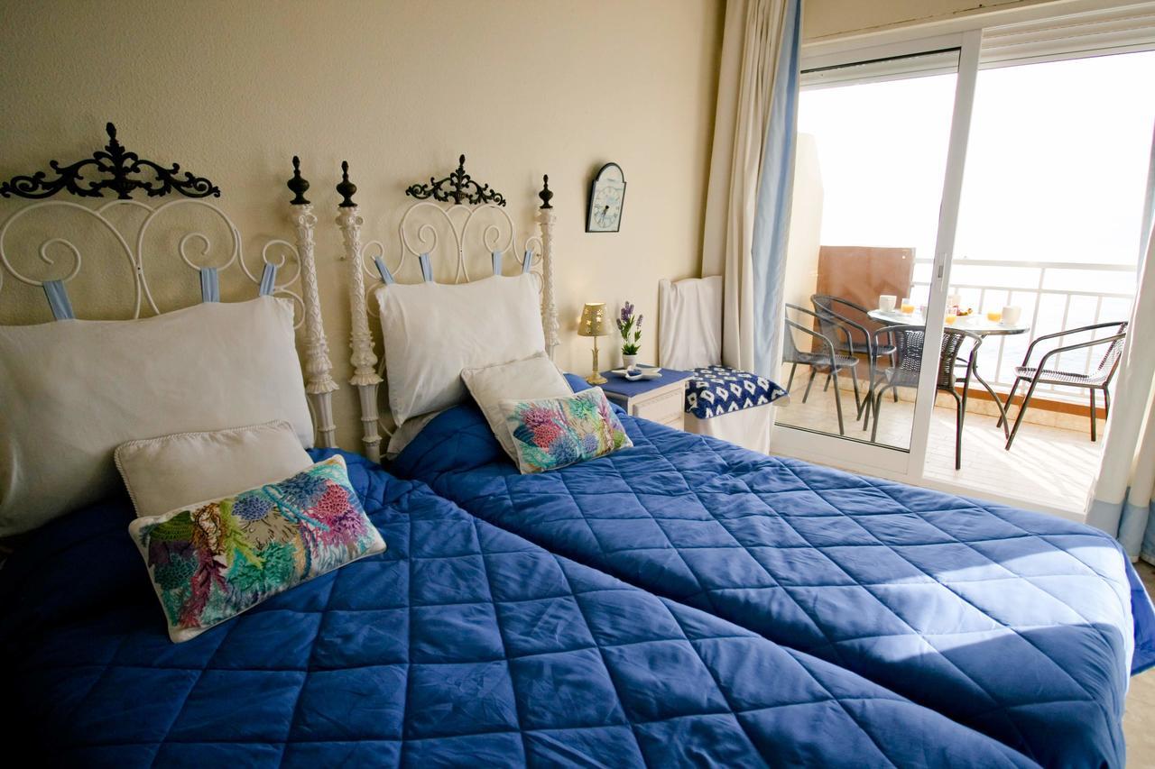Suitur Apartamento Frente A La Playa Fuengirola Bagian luar foto